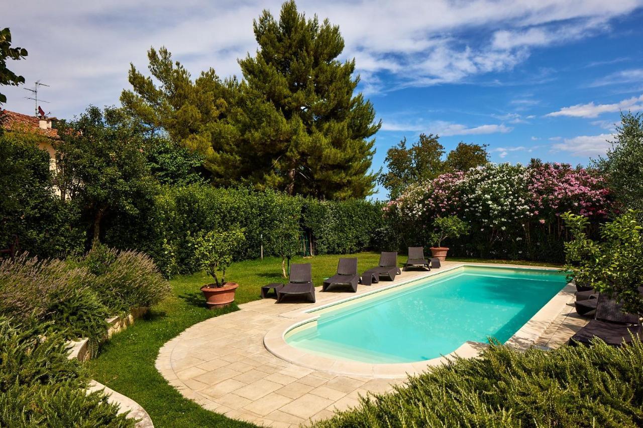 פאנו Villa Monacelli B&B מראה חיצוני תמונה