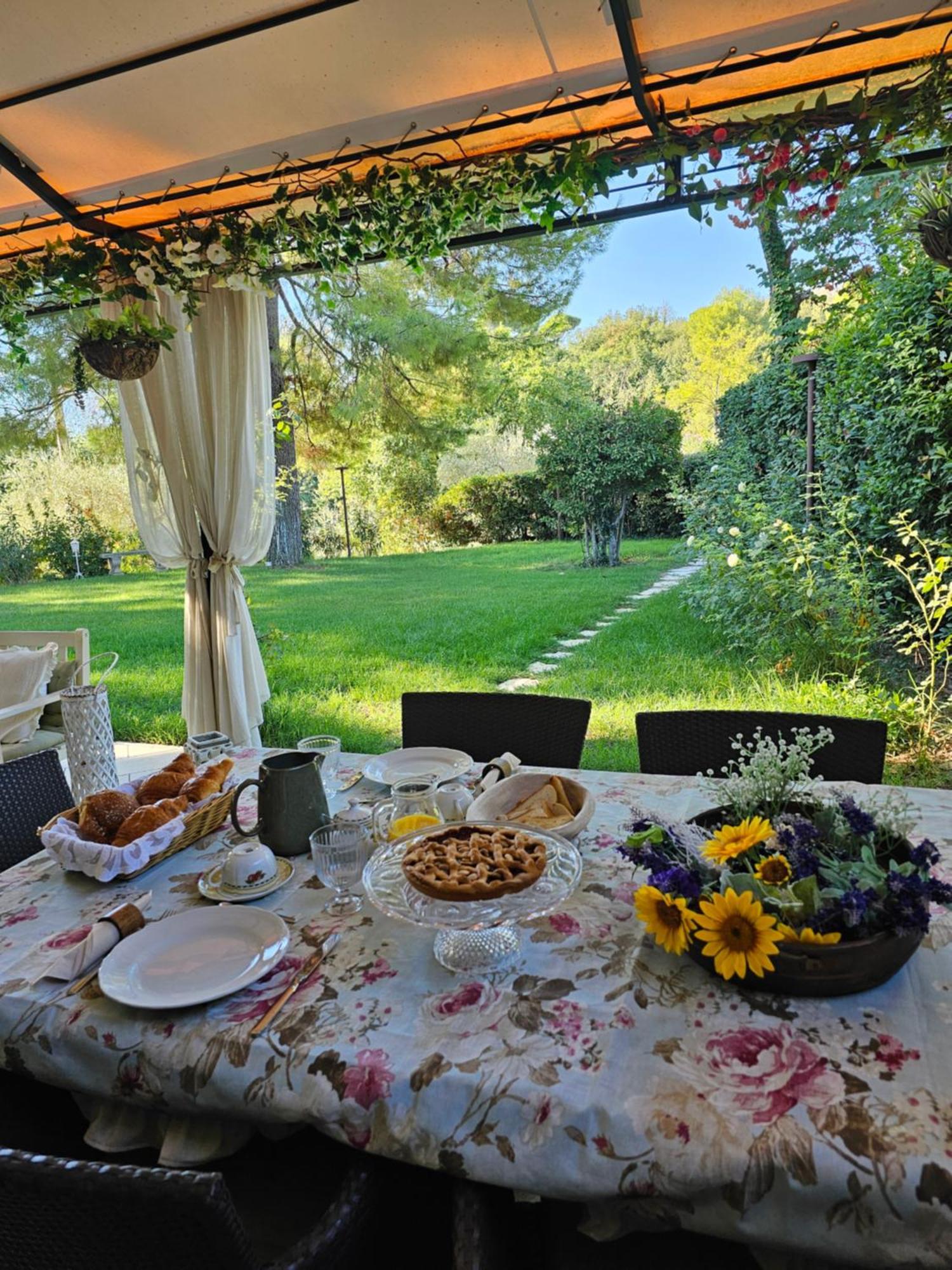 פאנו Villa Monacelli B&B מראה חיצוני תמונה